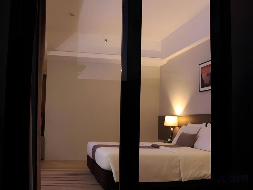 Sequoia Hotel Quezon City Buitenkant foto