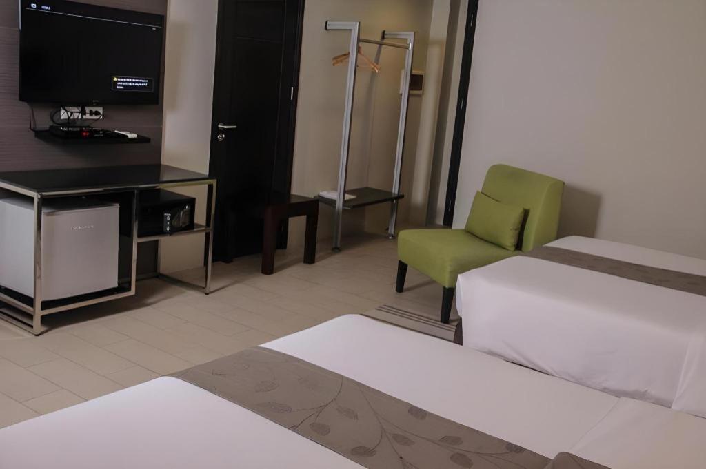 Sequoia Hotel Quezon City Buitenkant foto
