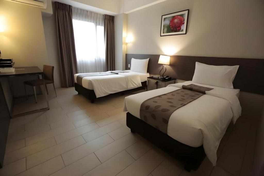 Sequoia Hotel Quezon City Buitenkant foto