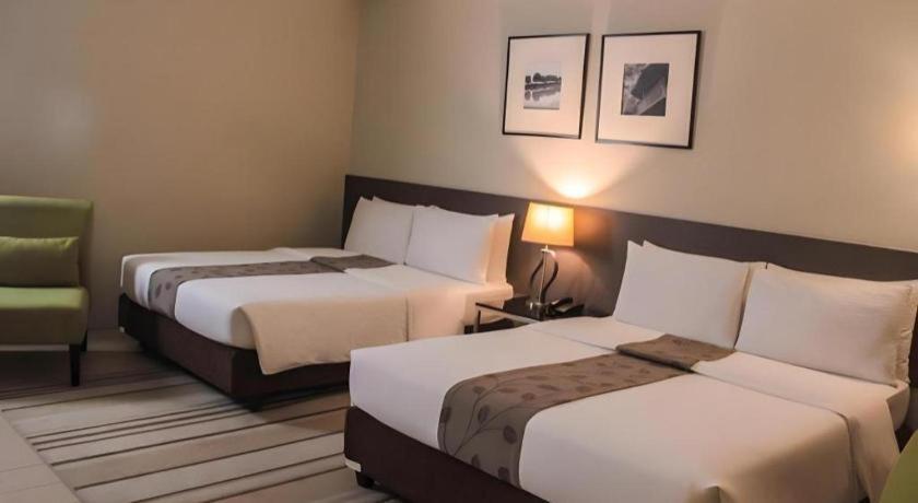 Sequoia Hotel Quezon City Buitenkant foto